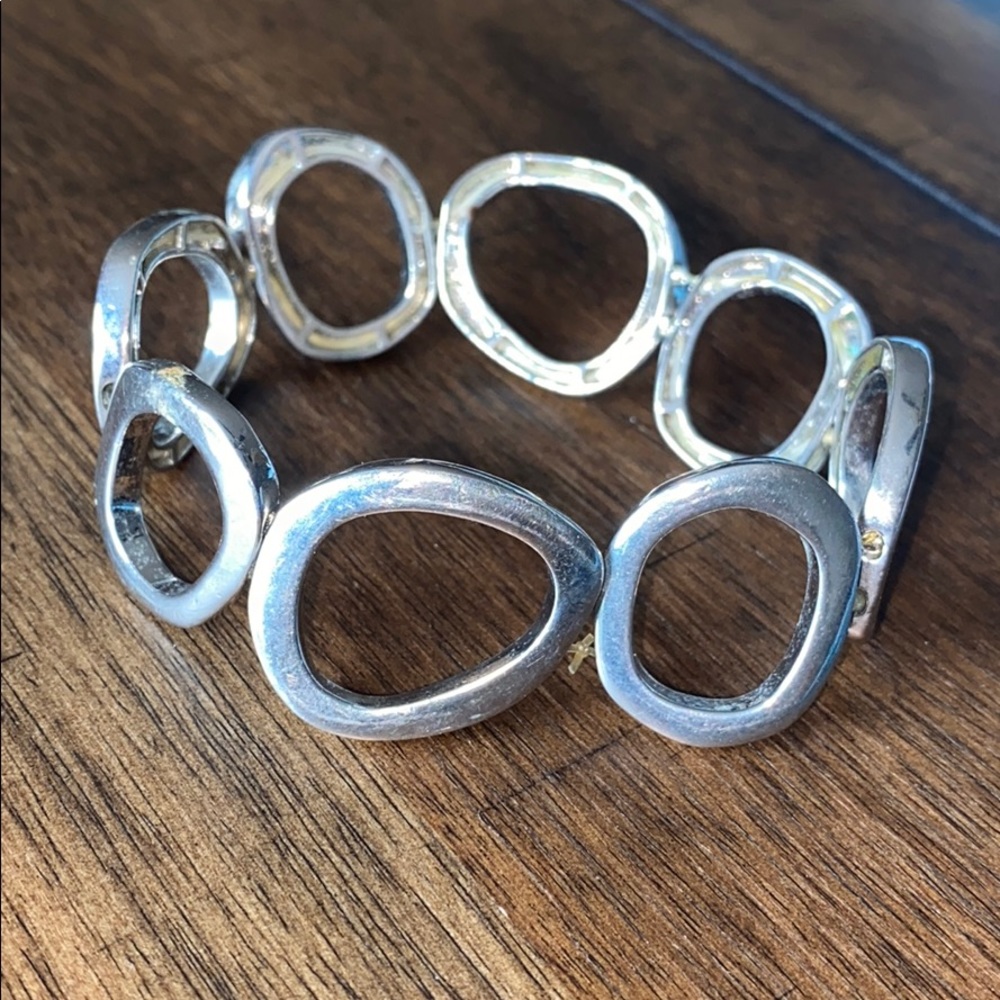 Lia Sophia circle stretch bracelet - Picture 2 of 4